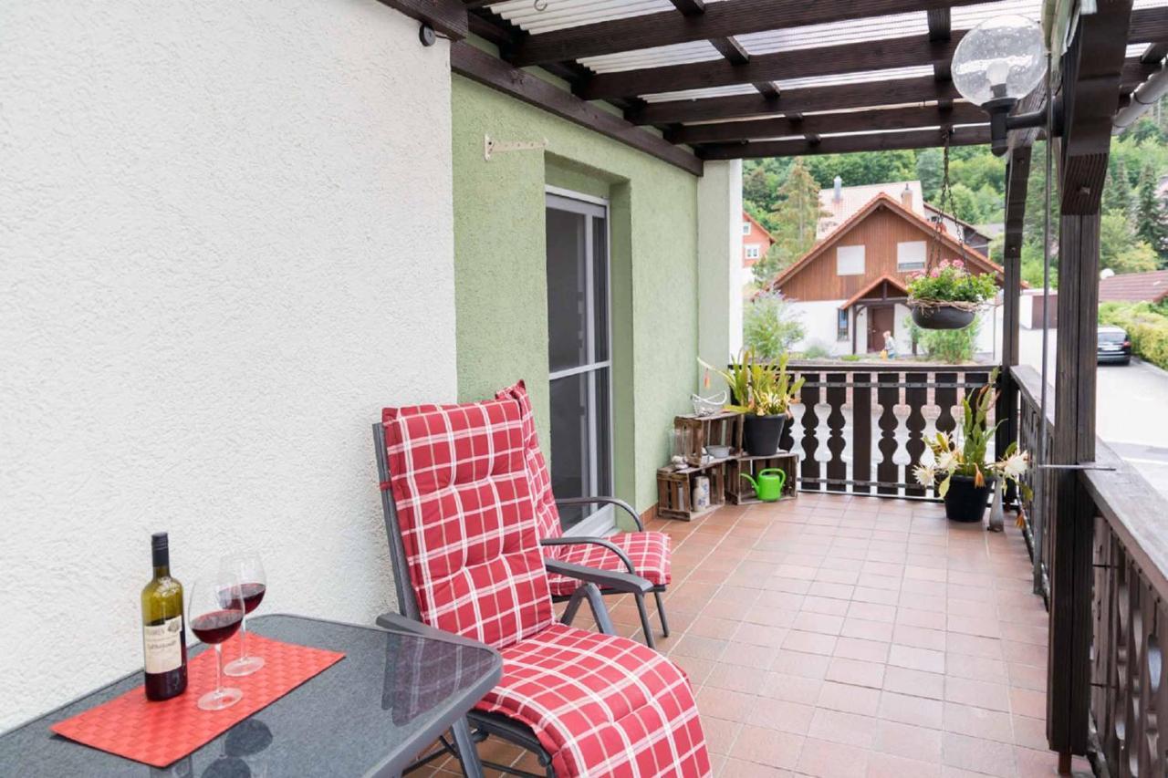 Ferienwohnung Muench Mit Balkon Großheubach Exterior foto